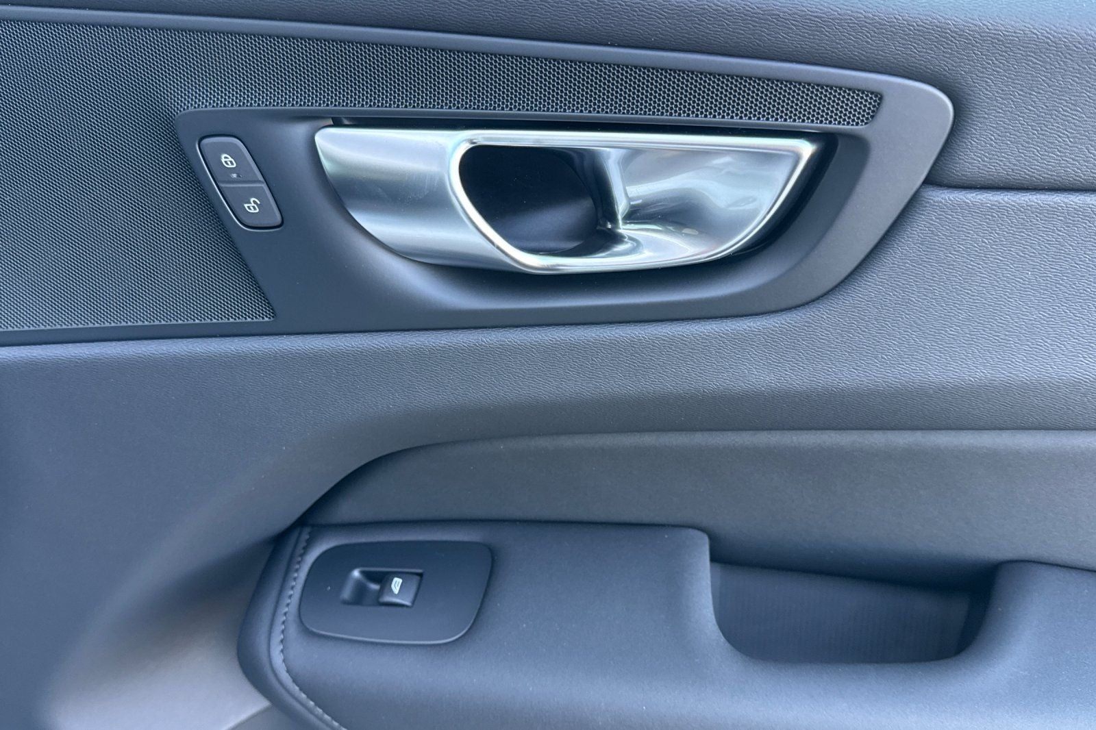 2026 Volvo XC60 B5 Core