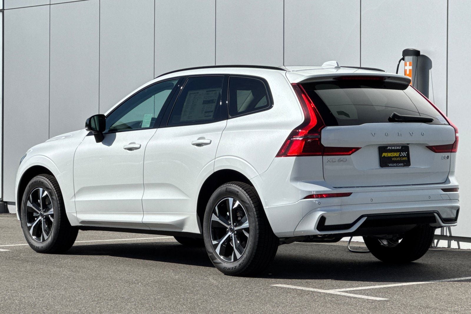 2026 Volvo XC60 B5 Core