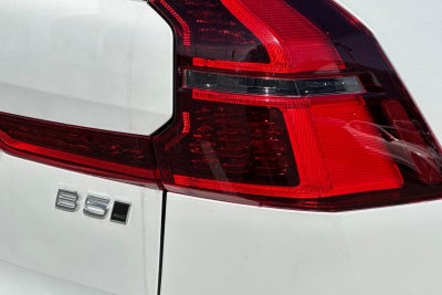 2026 Volvo XC60 B5 Core