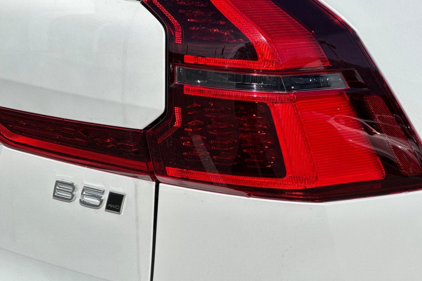 2026 Volvo XC60 B5 Core