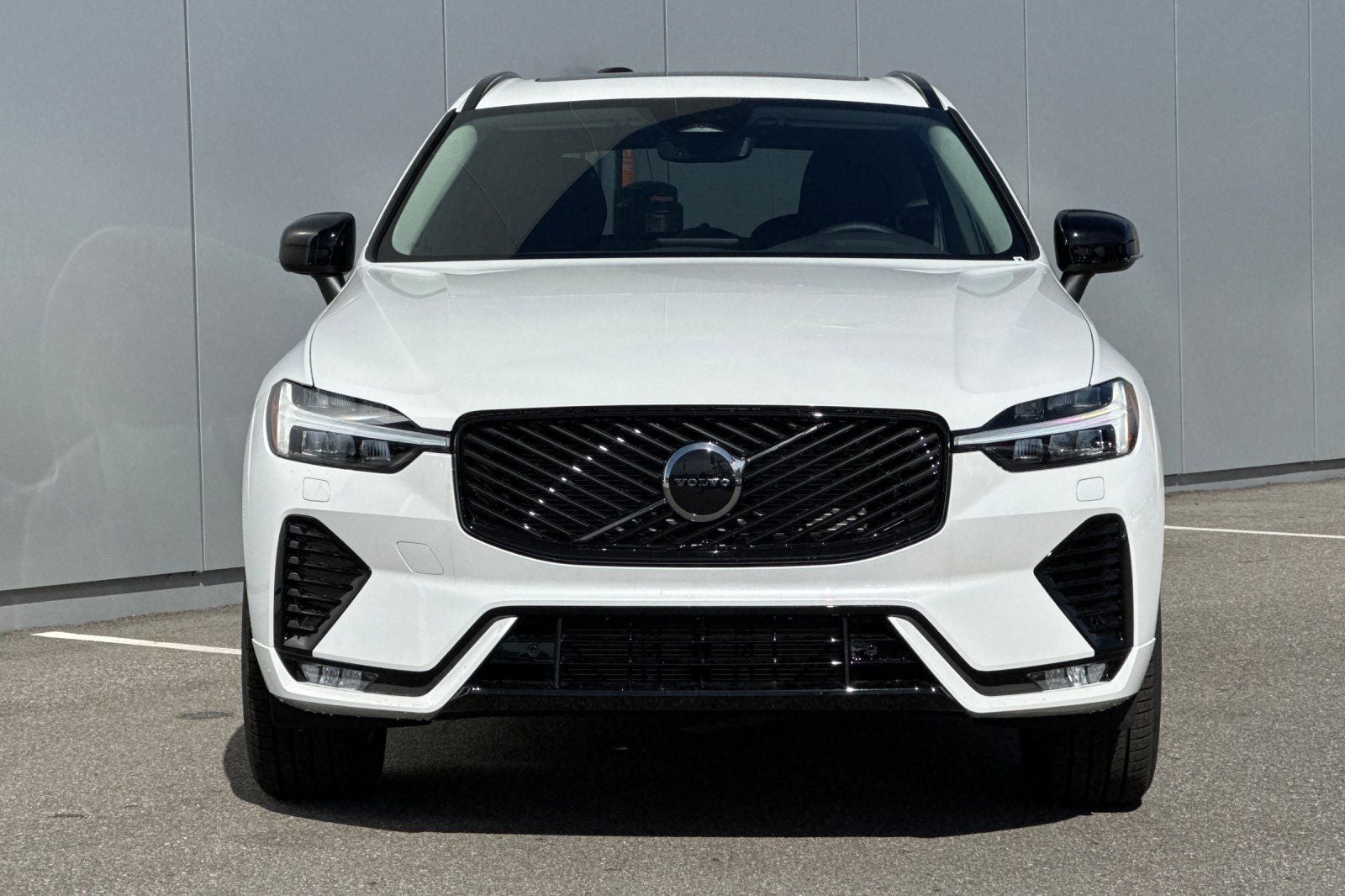 2026 Volvo XC60 B5 Core