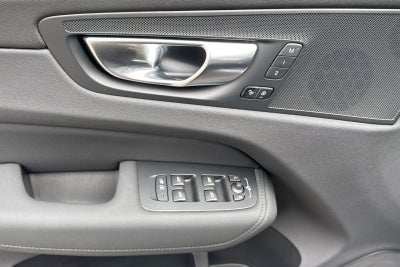2026 Volvo XC60 B5 Core