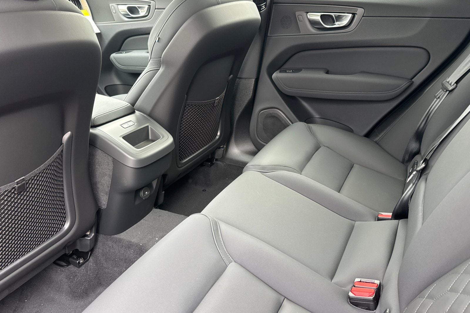 2026 Volvo XC60 B5 Core