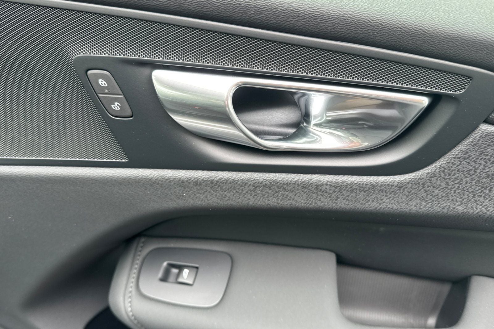 2026 Volvo XC60 B5 Core
