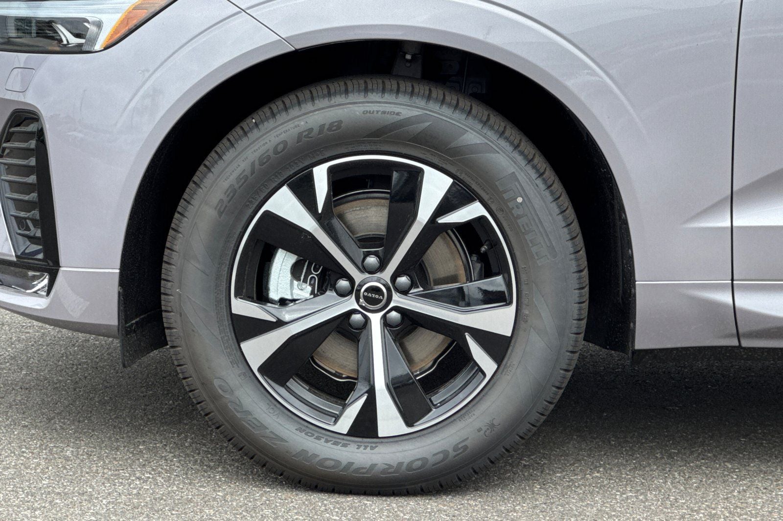 2026 Volvo XC60 B5 Core