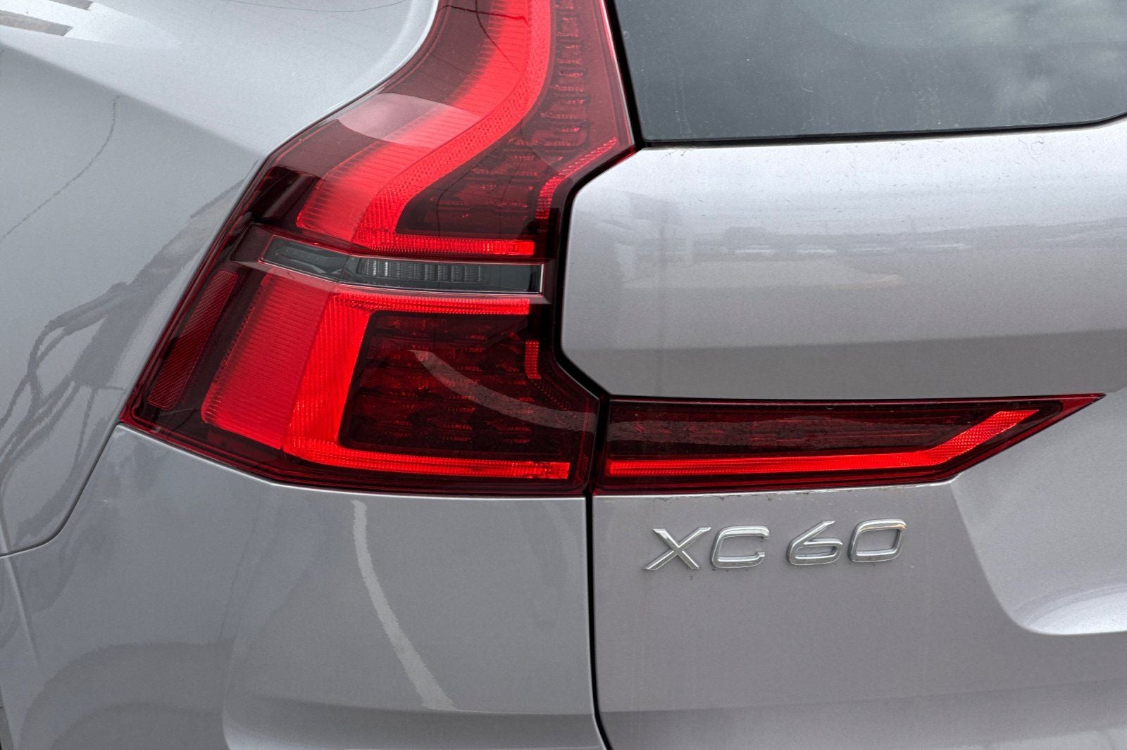 2026 Volvo XC60 B5 Core