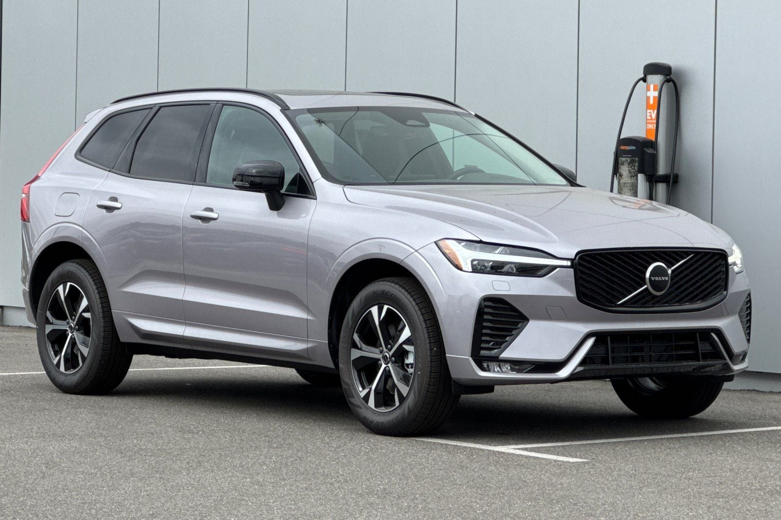 2026 Volvo XC60 B5 Core