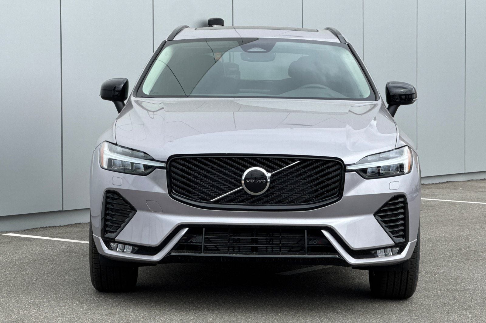 2026 Volvo XC60 B5 Core