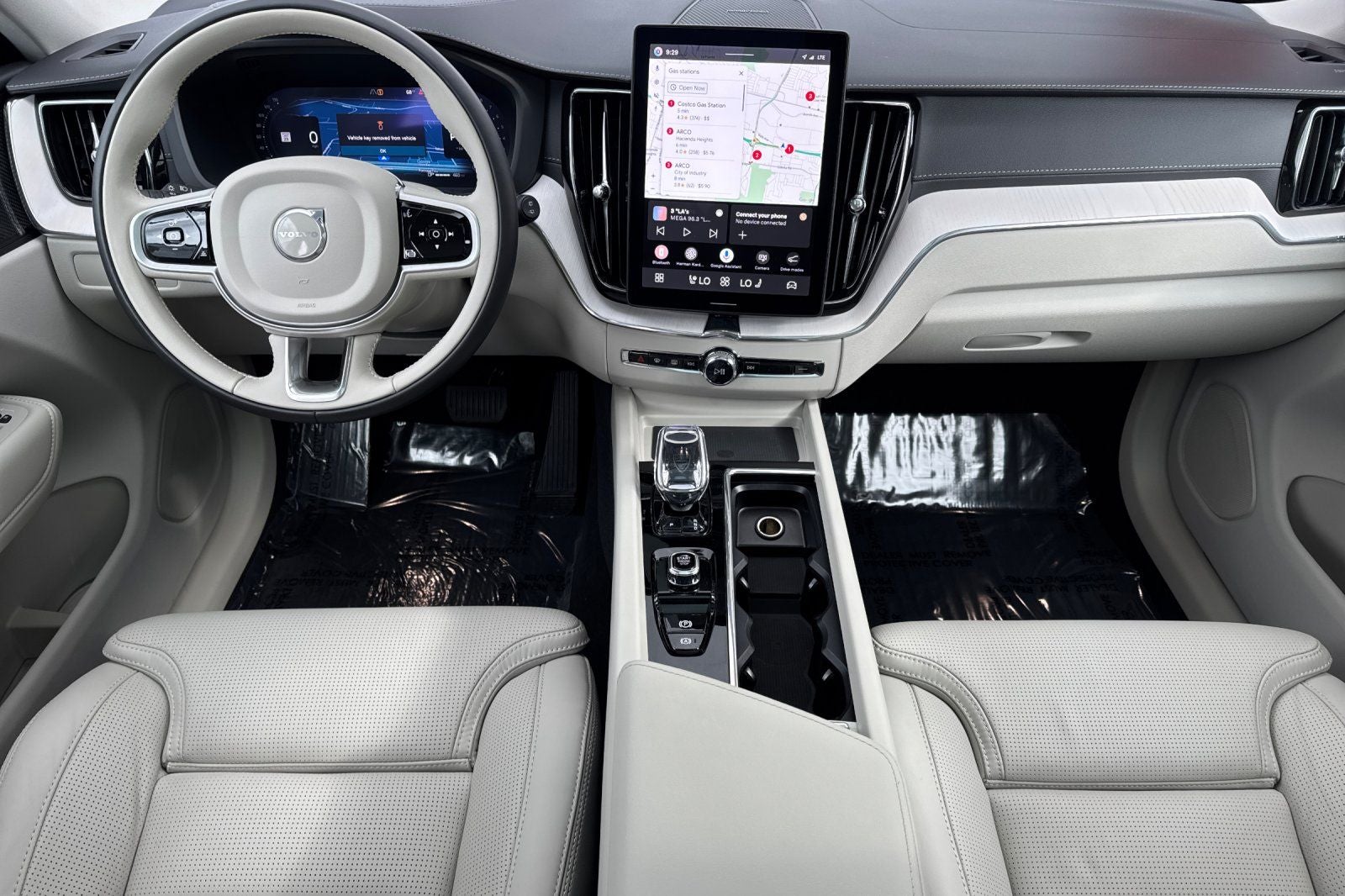 2026 Volvo XC60 B5 Ultra