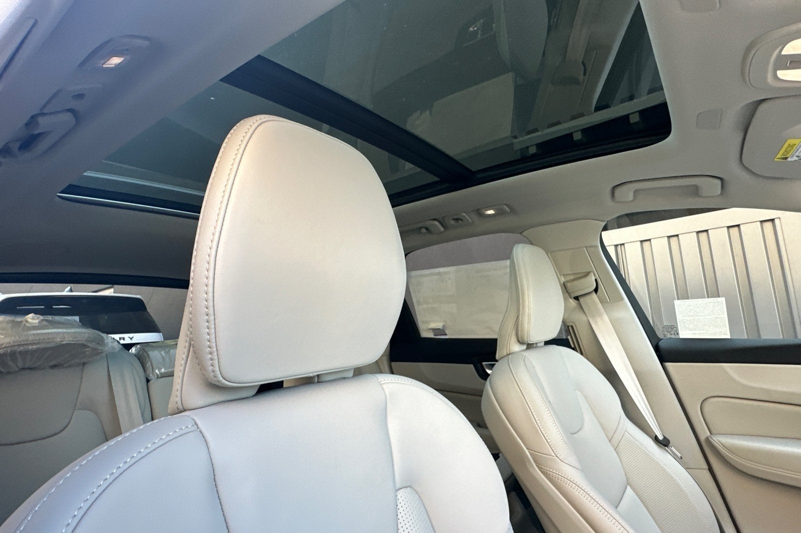 2026 Volvo XC60 B5 Ultra