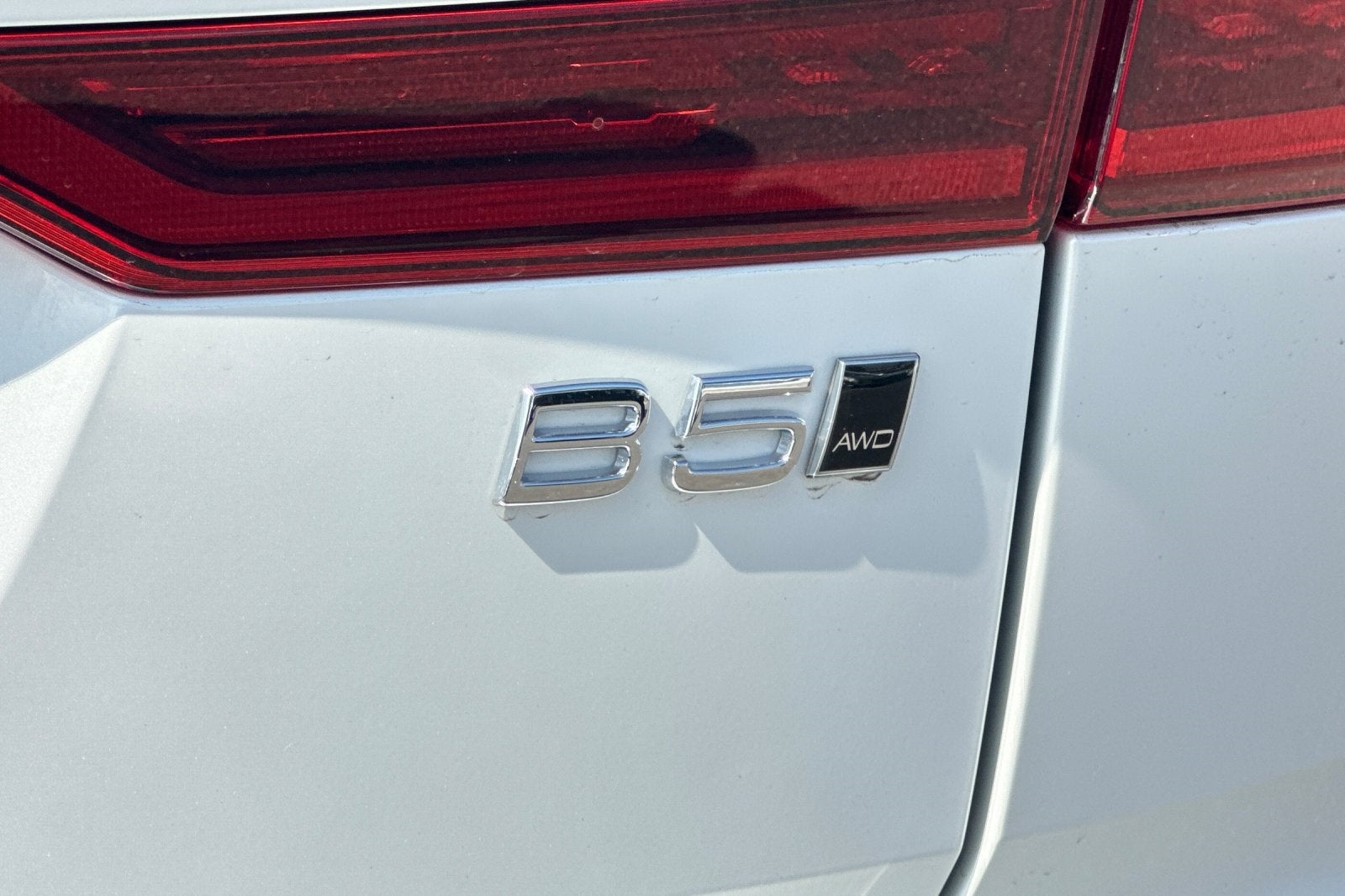 2026 Volvo XC60 B5 Ultra