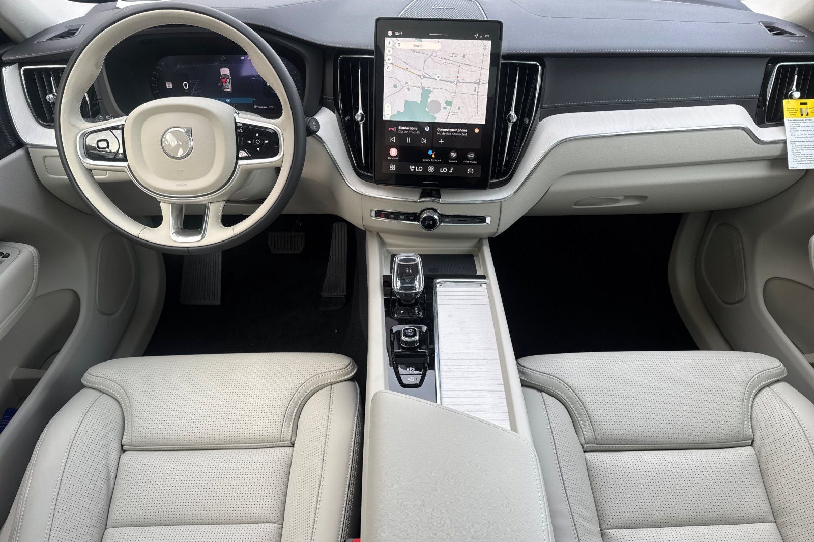 2026 Volvo XC60 B5 Ultra