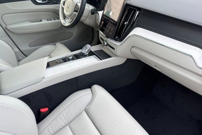 2026 Volvo XC60 B5 Ultra