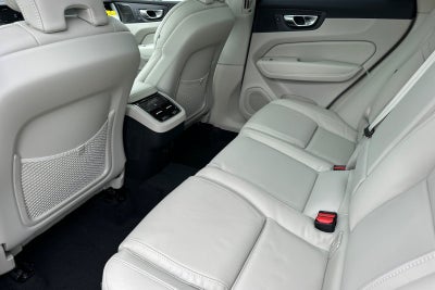 2025 Volvo XC60 B5 Ultra