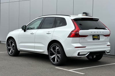 2025 Volvo XC60 B5 Ultra