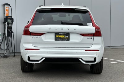 2025 Volvo XC60 B5 Ultra