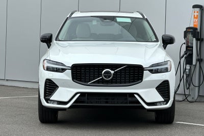 2025 Volvo XC60 B5 Ultra