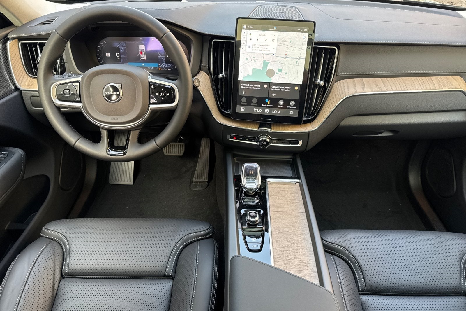 2026 Volvo XC60 B5 Ultra