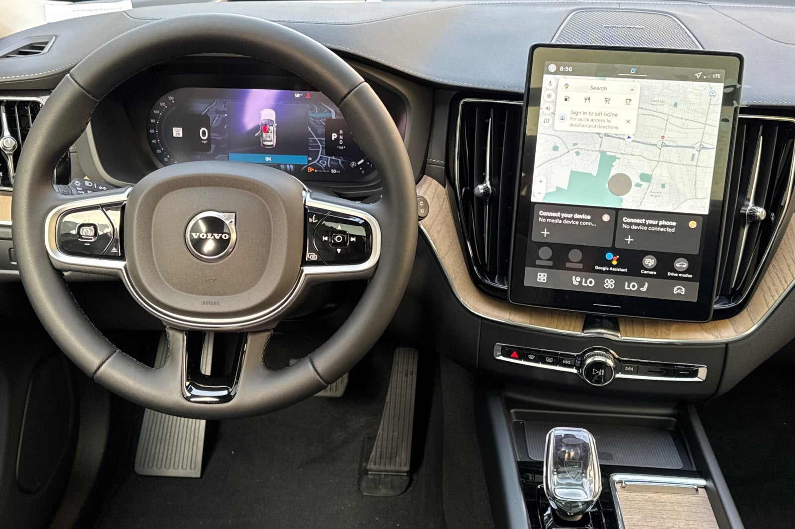 2026 Volvo XC60 B5 Ultra