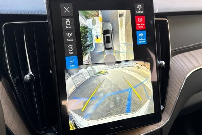 2026 Volvo XC60 B5 Ultra