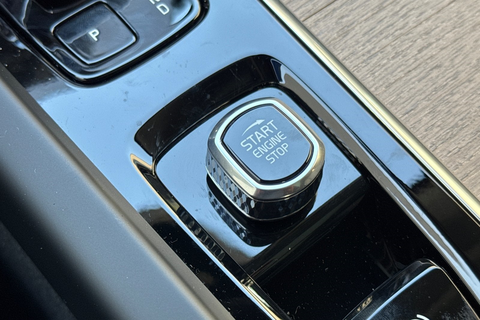 2026 Volvo XC60 B5 Ultra