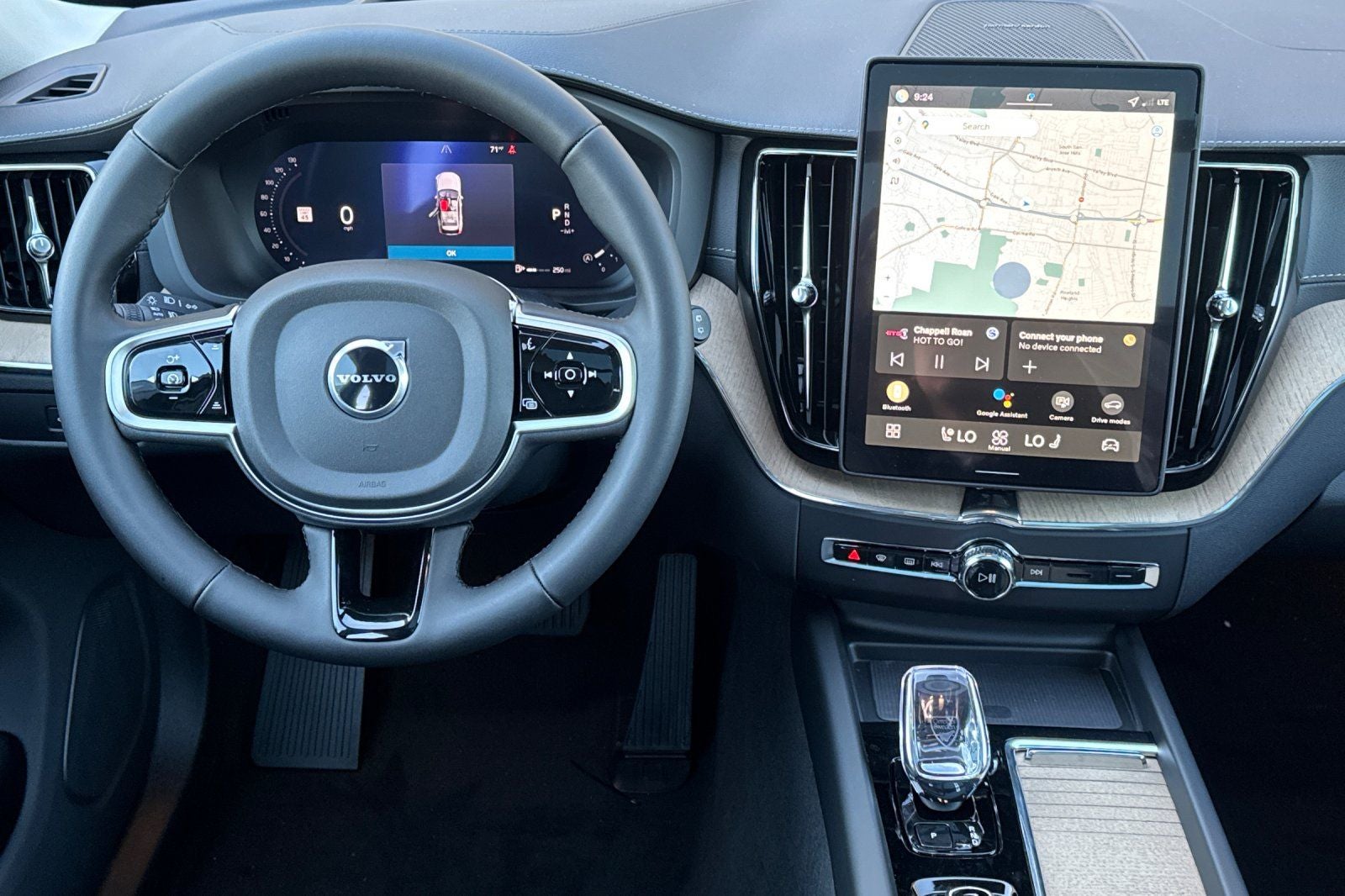 2026 Volvo XC60 B5 Ultra