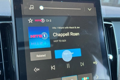 2026 Volvo XC60 B5 Ultra