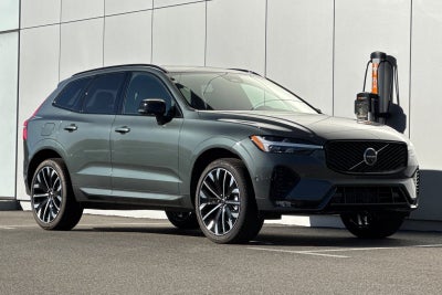 2026 Volvo XC60 B5 Ultra