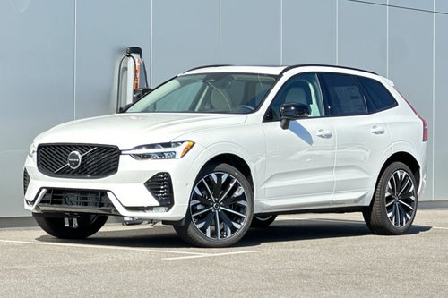 2026 Volvo XC60 B5 Ultra