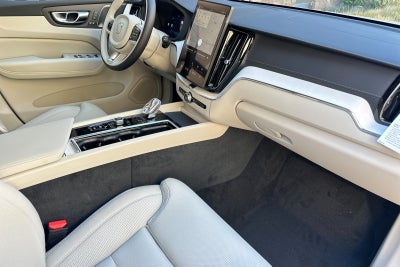 2026 Volvo XC60 B5 Ultra