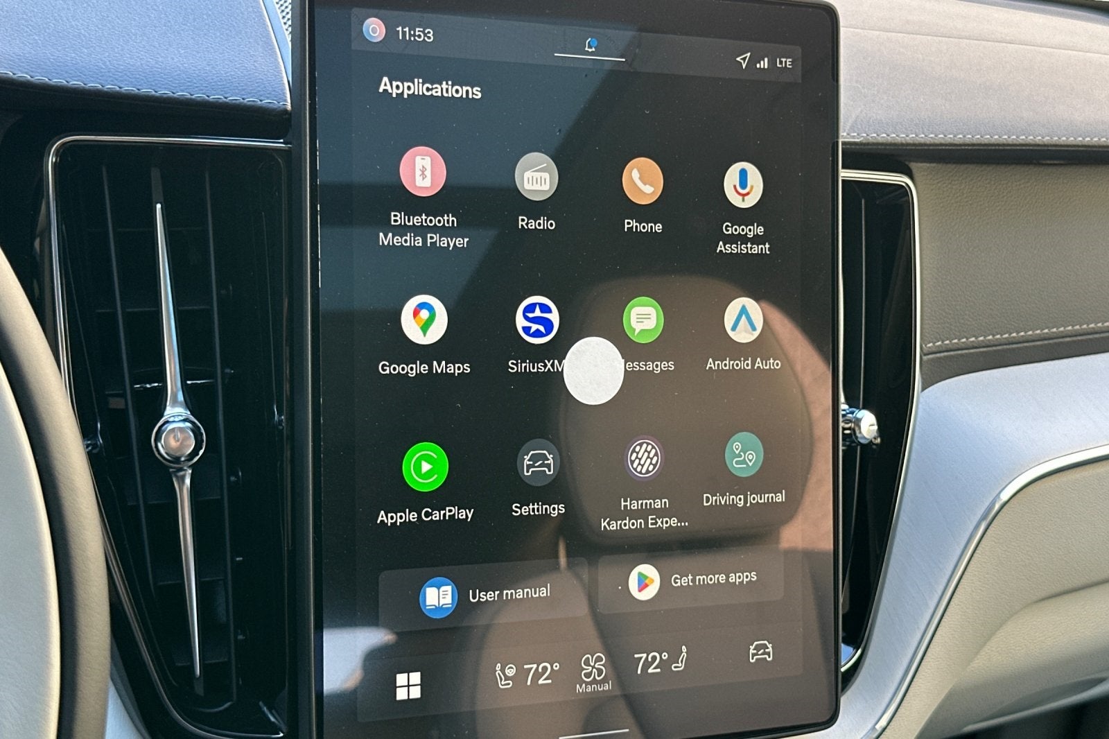 2026 Volvo XC60 B5 Ultra