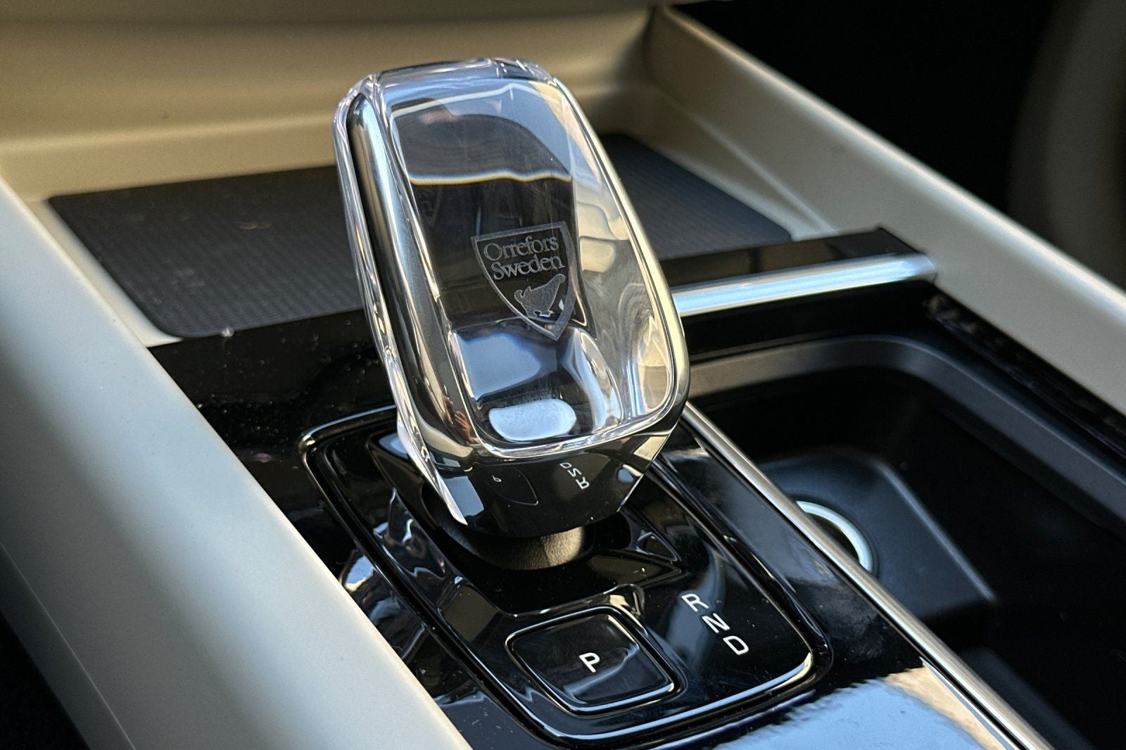 2026 Volvo XC60 B5 Ultra