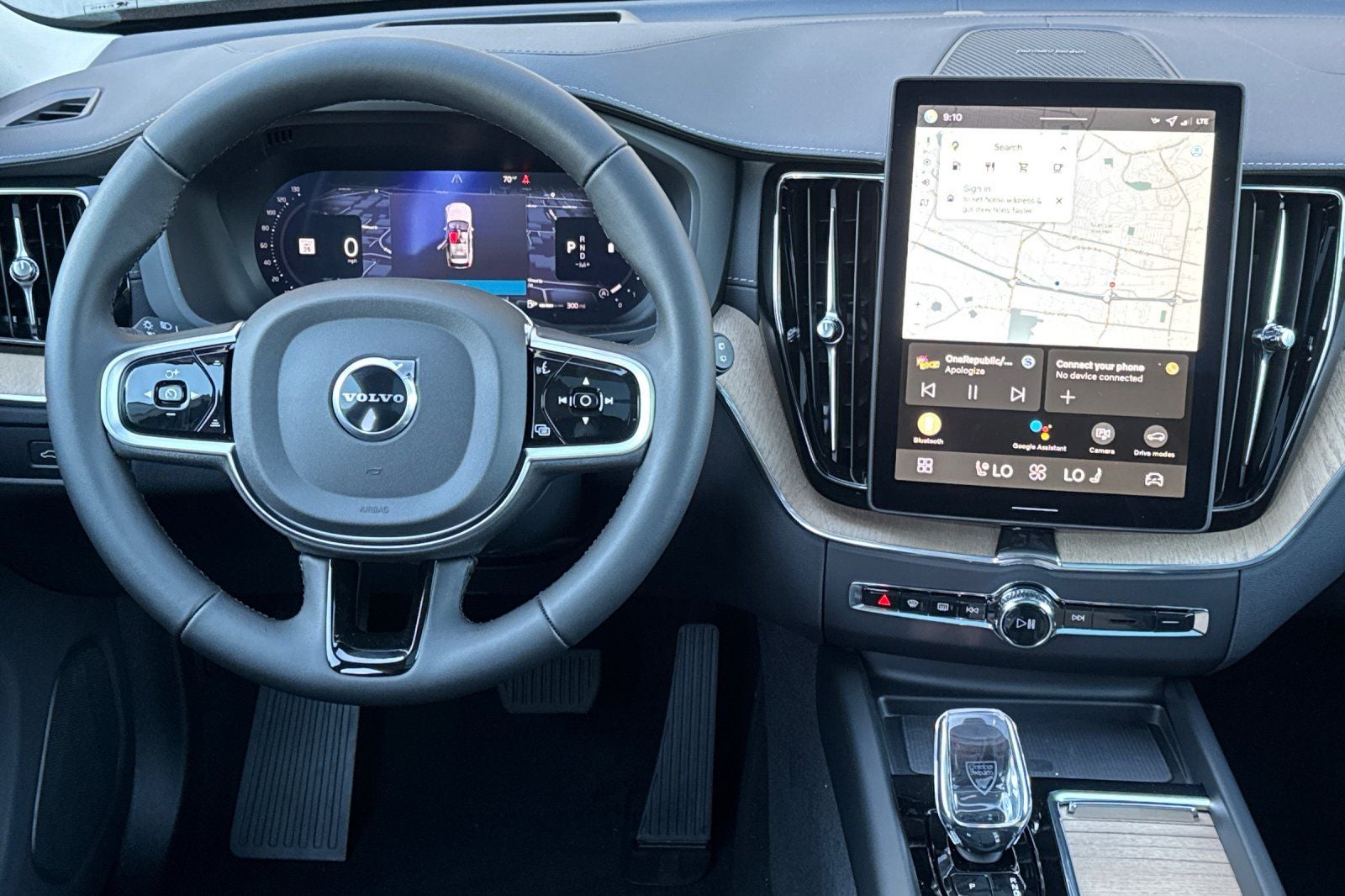 2026 Volvo XC60 B5 Ultra