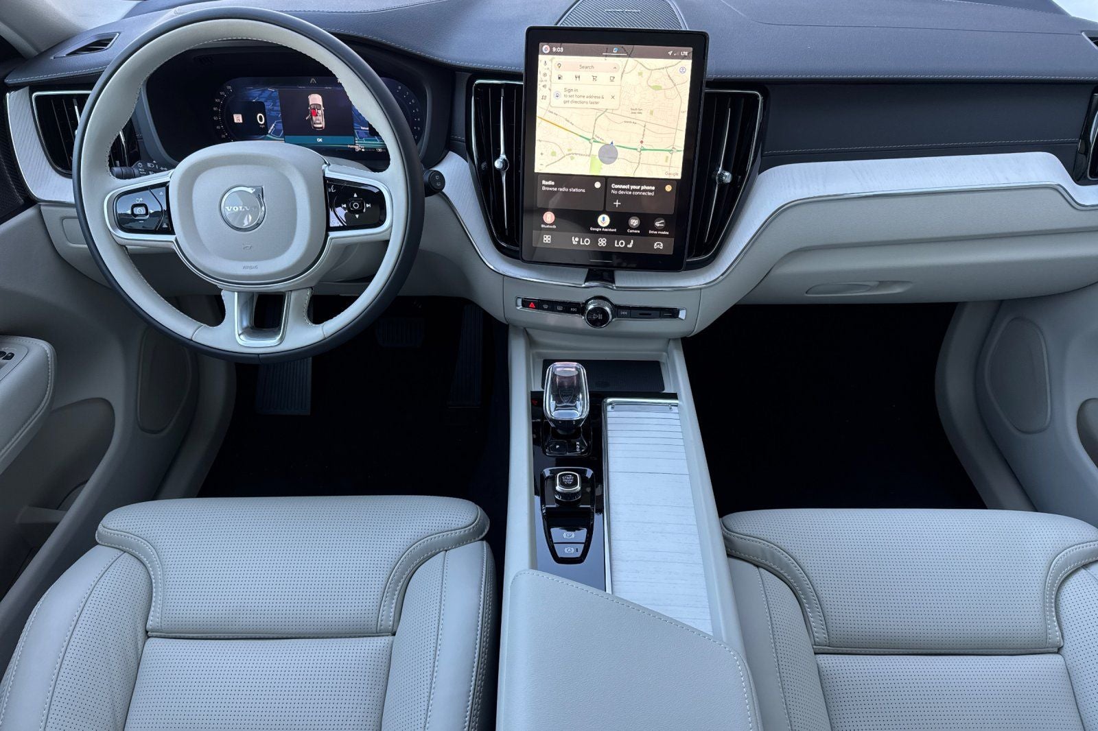 2026 Volvo XC60 B5 Ultra