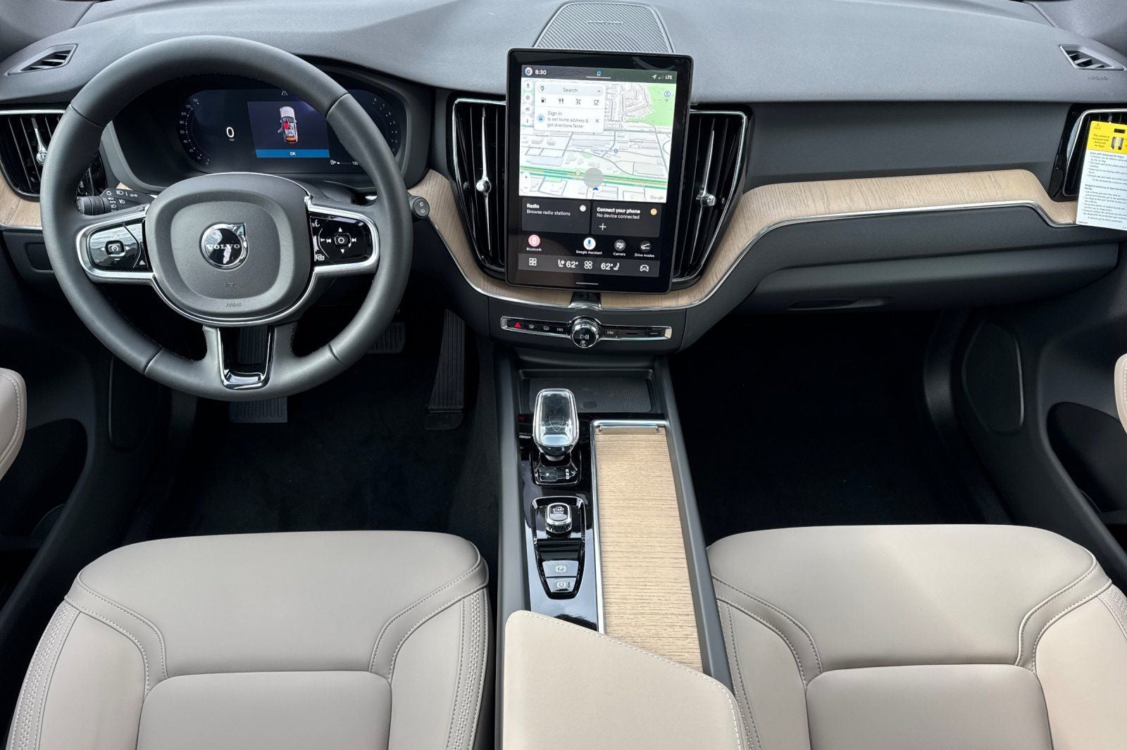 2027 Volvo XC60 B5 Plus