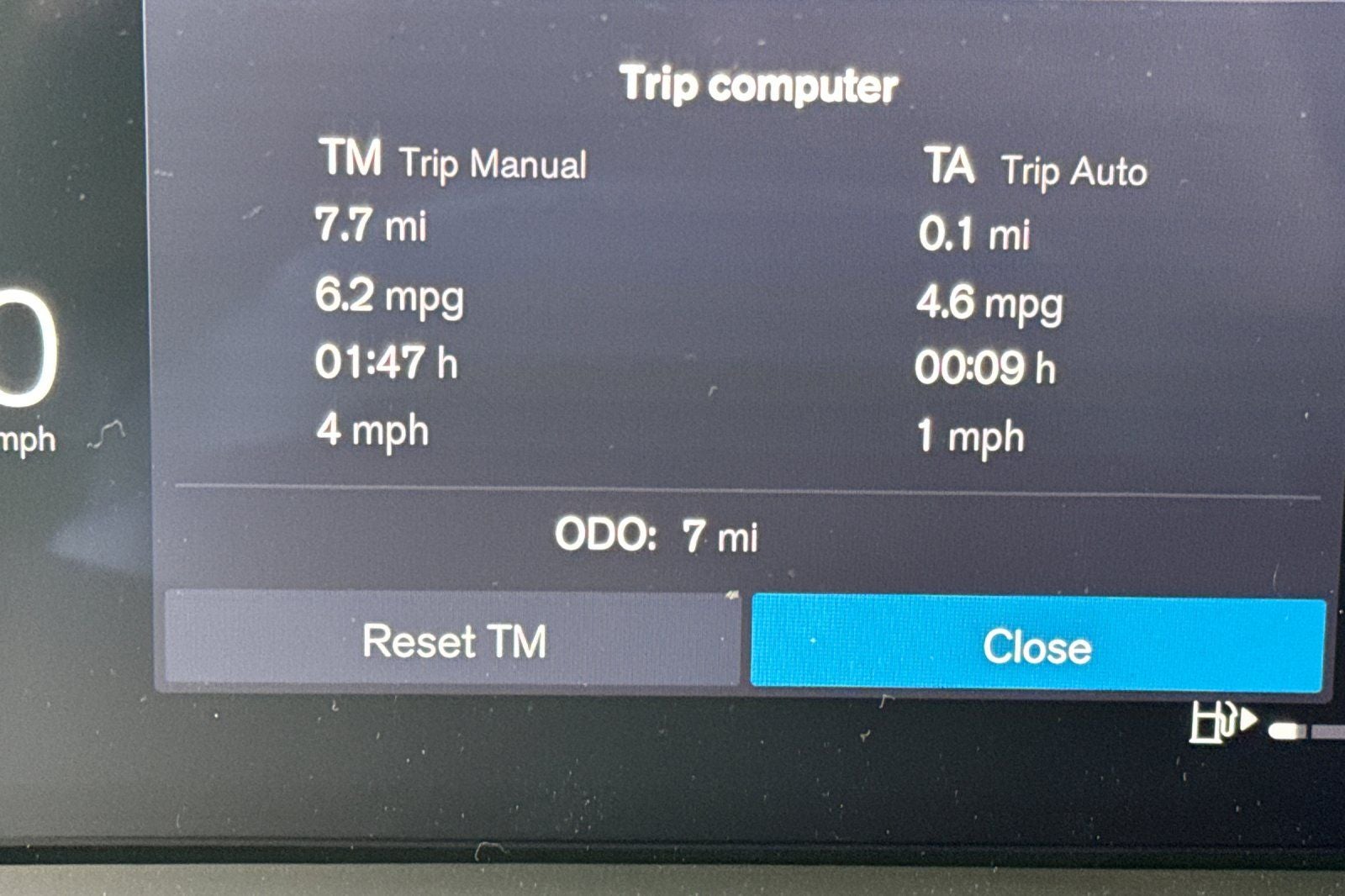 2027 Volvo XC60 B5 Plus