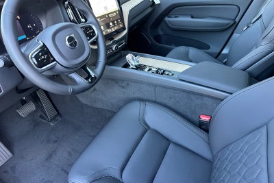 2027 Volvo XC60 B5 Core