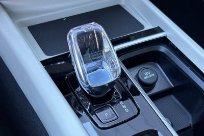2027 Volvo XC60 B5 Ultra