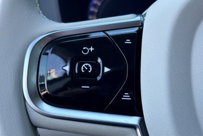 2027 Volvo XC60 B5 Ultra