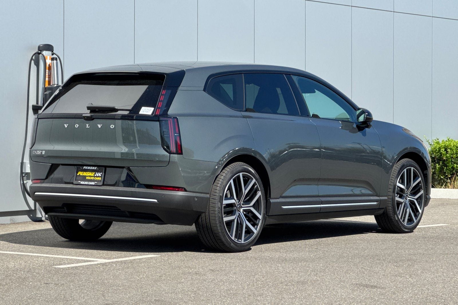 2027 Volvo EX60 Ultra