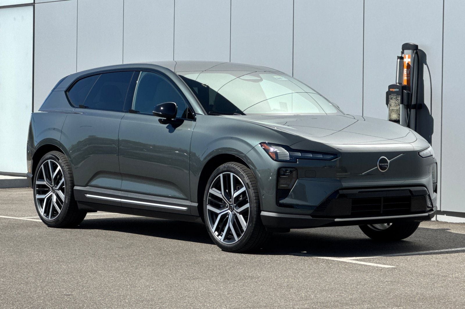 2027 Volvo EX60 Ultra