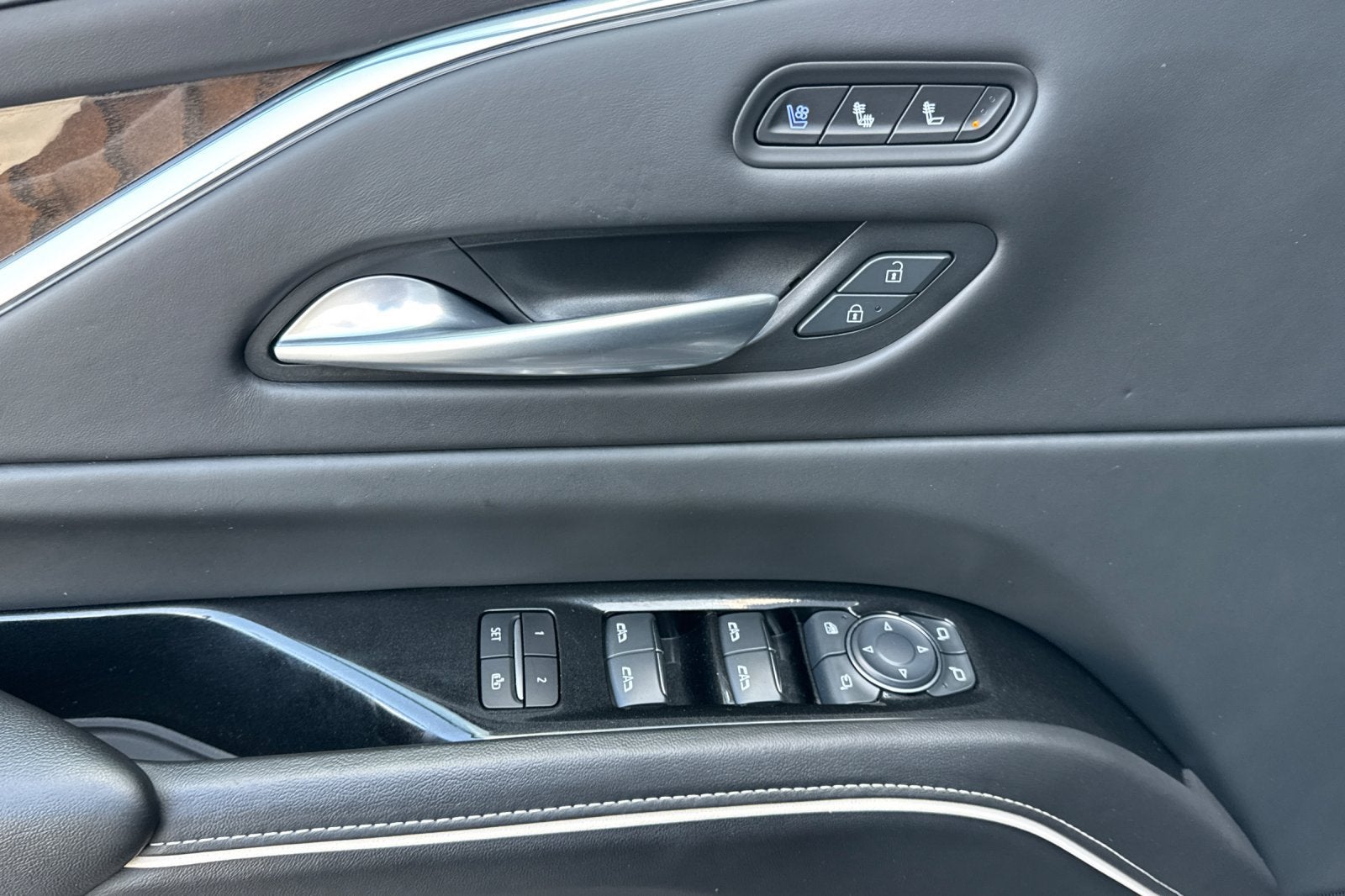 2024 Cadillac Escalade ESV Sport Platinum