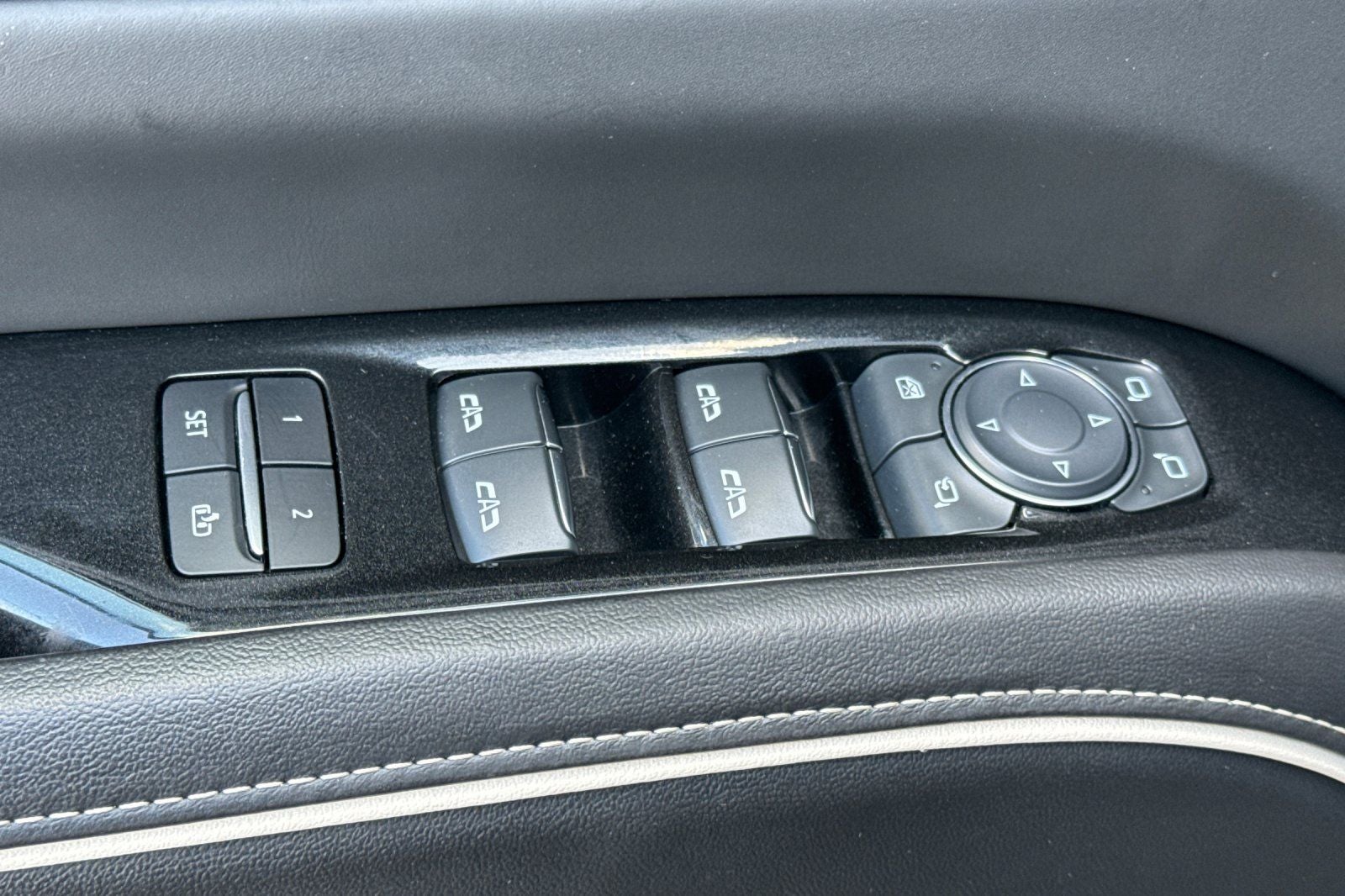 2024 Cadillac Escalade ESV Sport Platinum