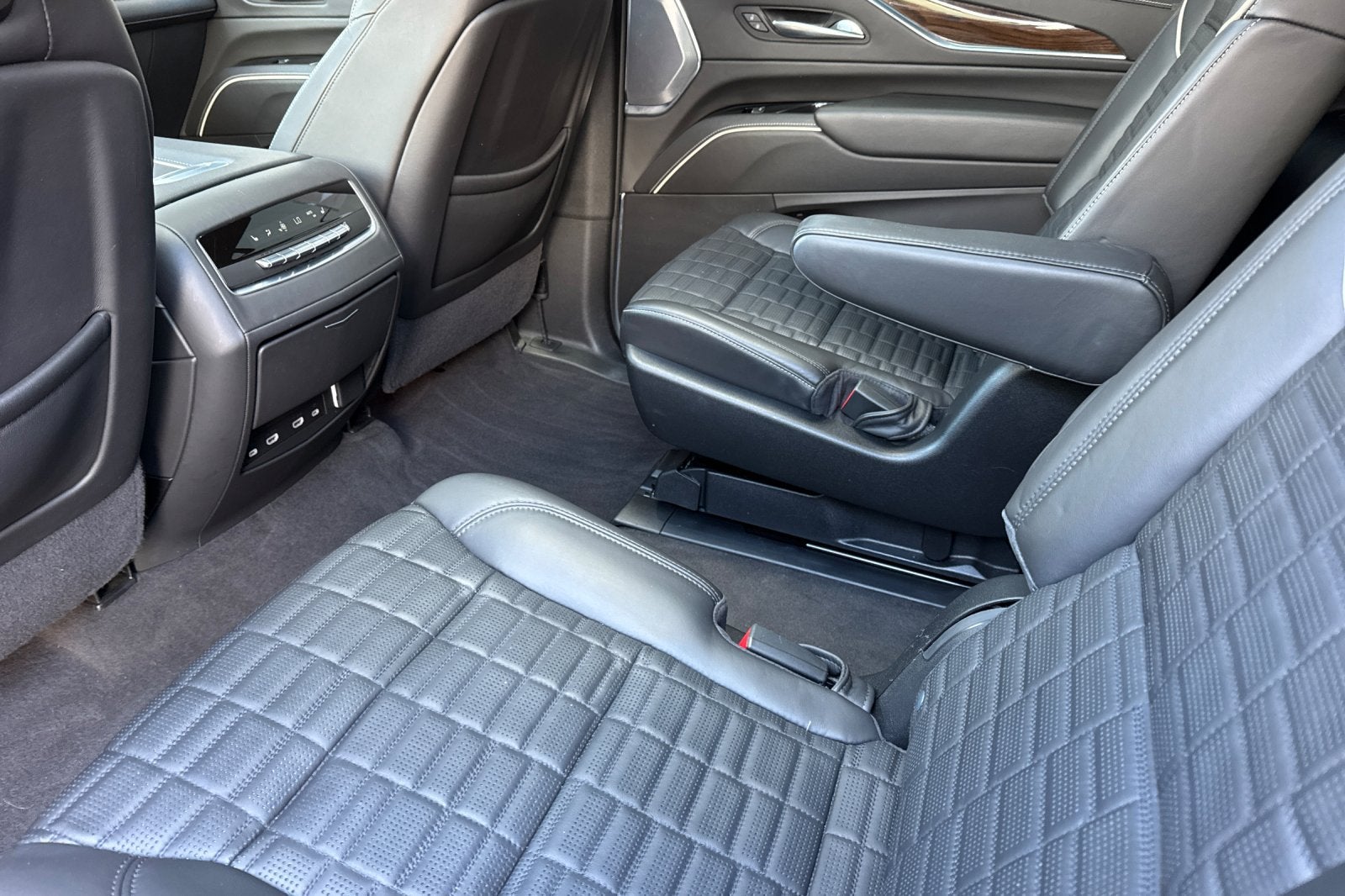 2024 Cadillac Escalade ESV Sport Platinum