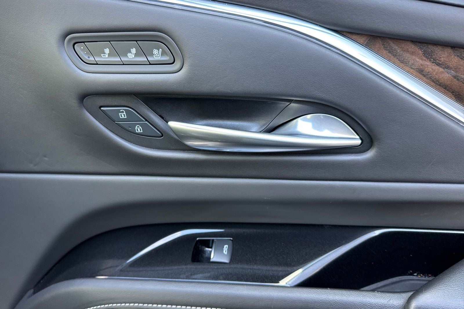 2024 Cadillac Escalade ESV Sport Platinum