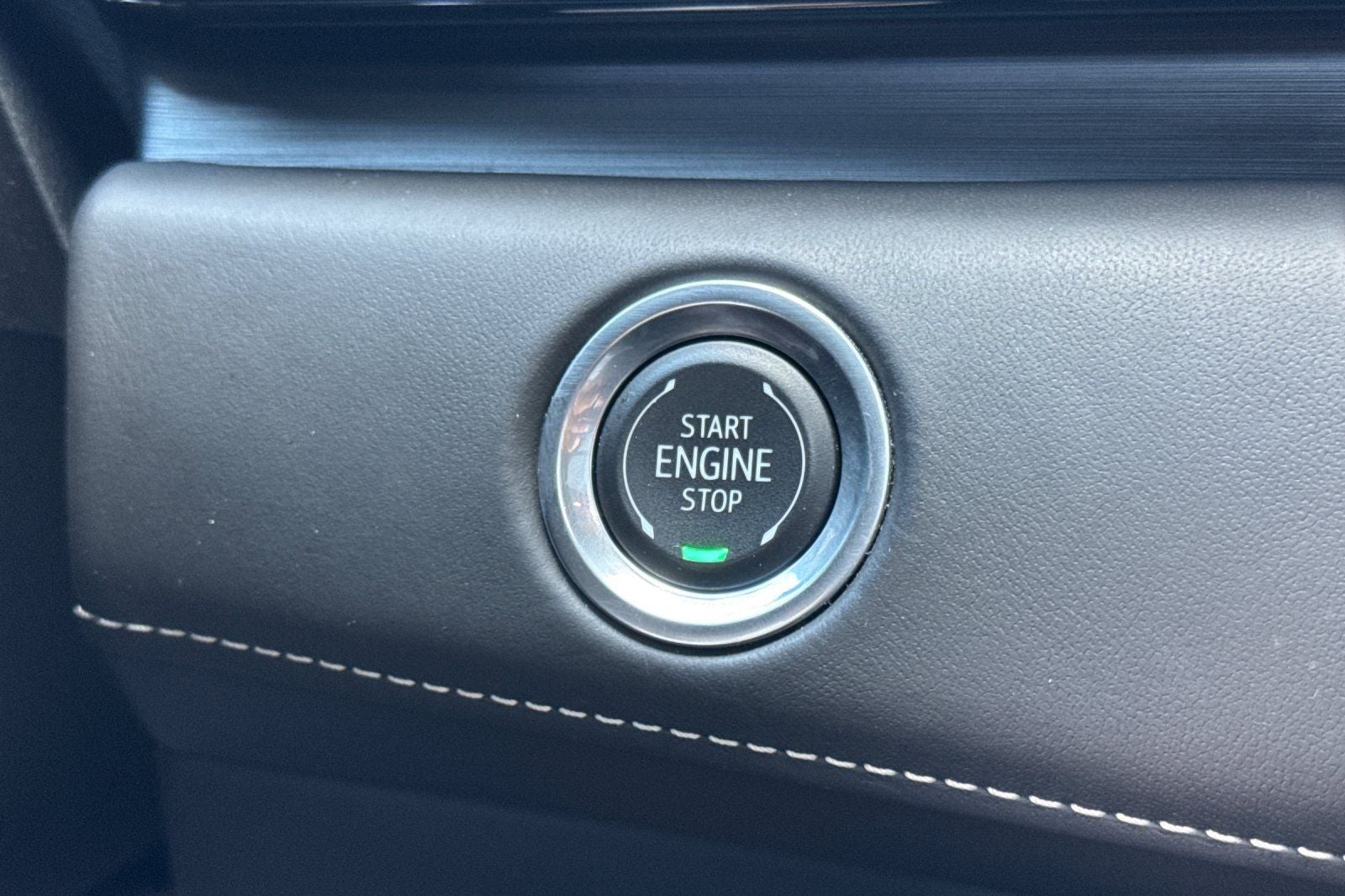 2024 Cadillac Escalade ESV Sport Platinum