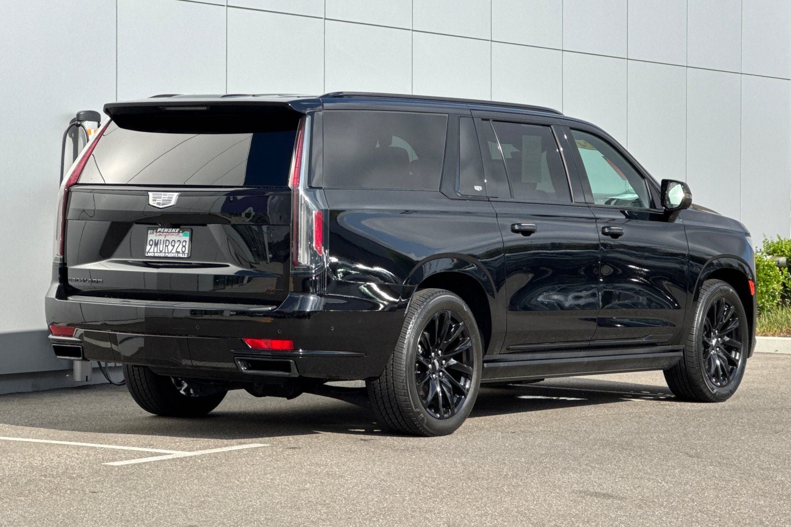 2024 Cadillac Escalade ESV Sport Platinum