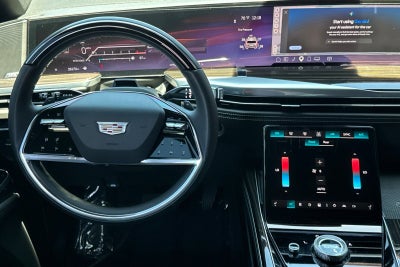 2025 Cadillac Escalade ESV Luxury