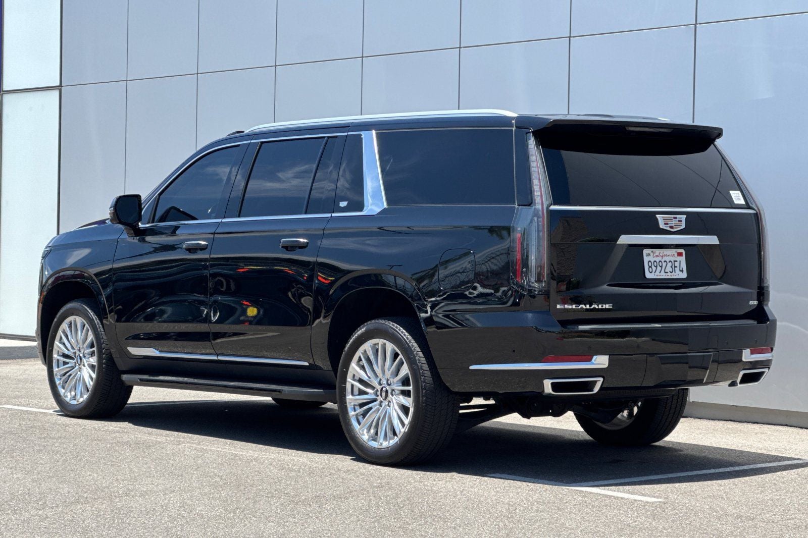 2025 Cadillac Escalade ESV Luxury