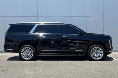 2025 Cadillac Escalade ESV Luxury